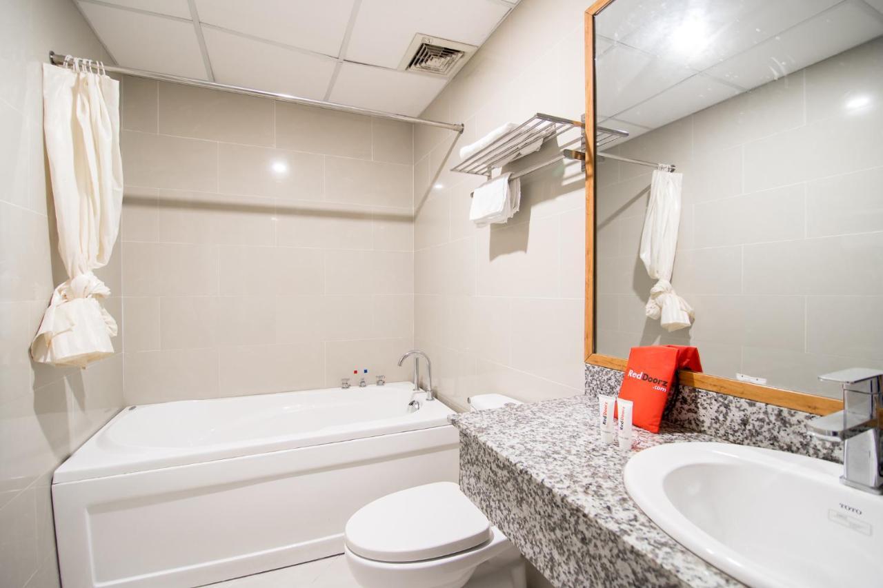Reddoorz Plus @ Trung Son Residence 胡志明市 外观 照片