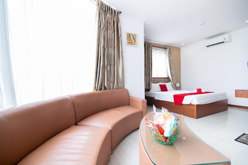 Reddoorz Plus @ Trung Son Residence 胡志明市 外观 照片