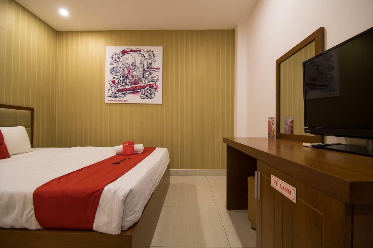 Reddoorz Plus @ Trung Son Residence 胡志明市 外观 照片